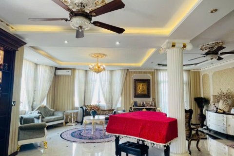 7 bedrooms Villa in Nha Trang,  No. 27817 3