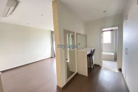 Квартира с 3 спальнями в Тхудык, Хошимин , № 12417 2