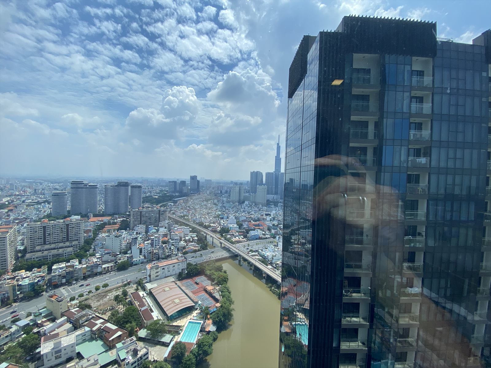 2 bedrooms Condo in District 1, Ho Chi Minh, Vietnam No. 26050
