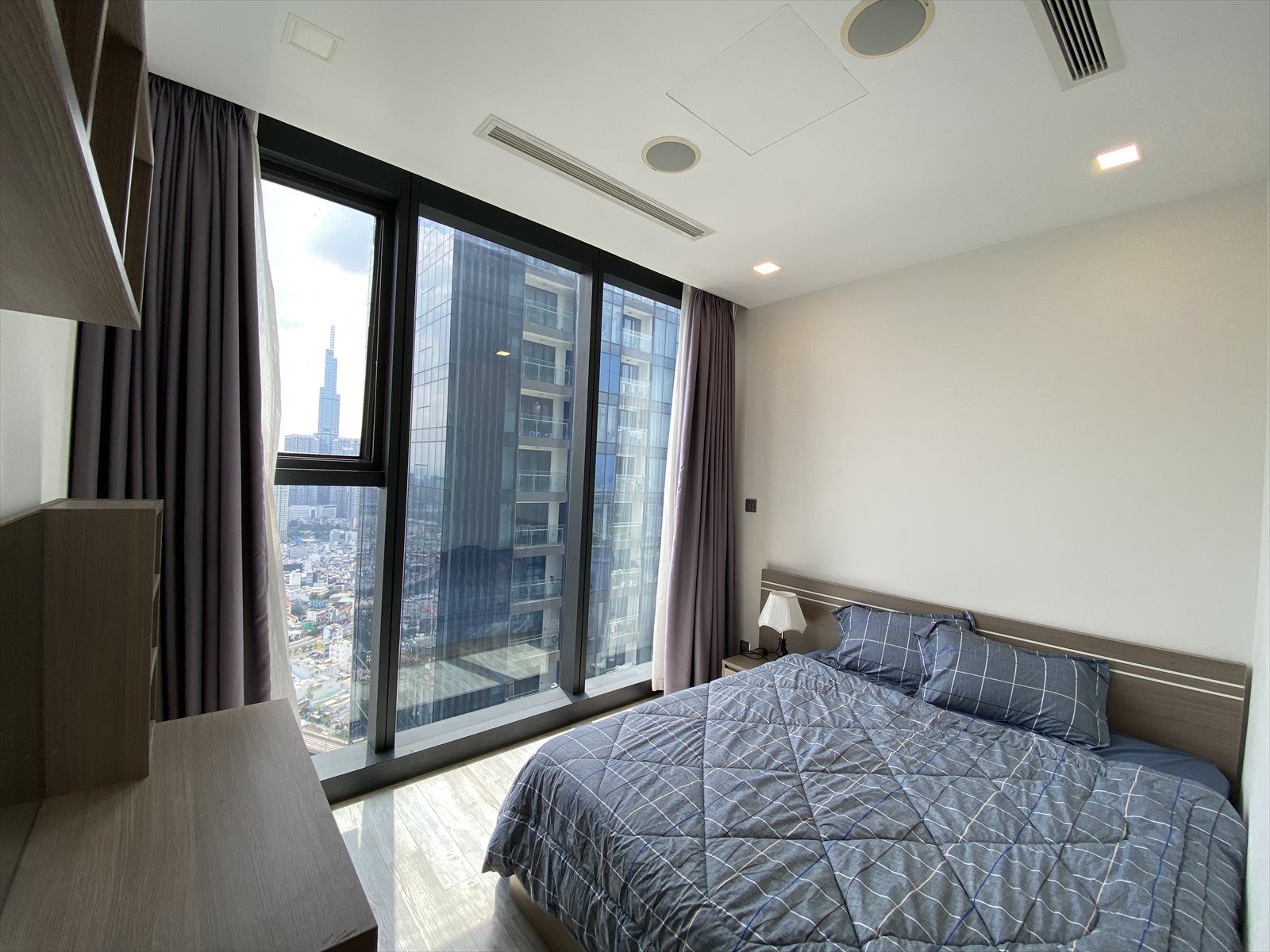 2 bedrooms Condo in District 1, Ho Chi Minh, Vietnam No. 26050