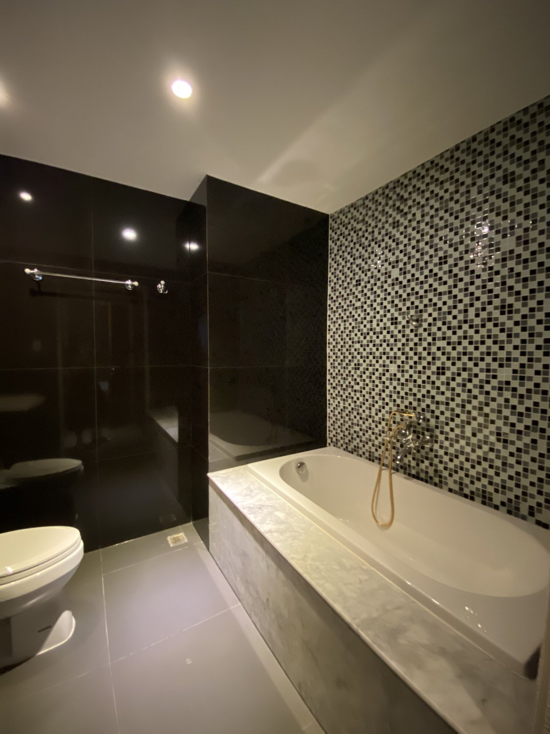 2 bedrooms Condo in District 3, Ho Chi Minh, Vietnam No. 26052