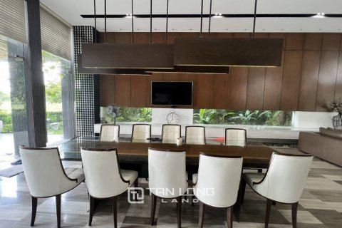 5 bedrooms Villa in Tay Ho, Ha Noi,  No. 2158 8