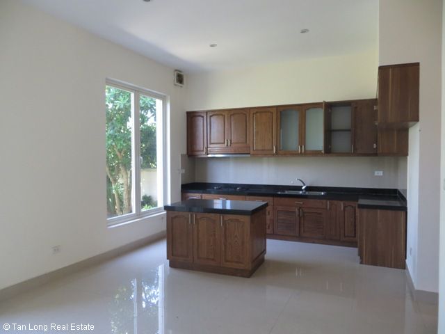 4 bedrooms Villa in Long Bien, Ha Noi, Vietnam No. 5687