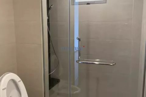 Квартира с 2 спальнями в Тхудык, Хошимин , № 12100 3