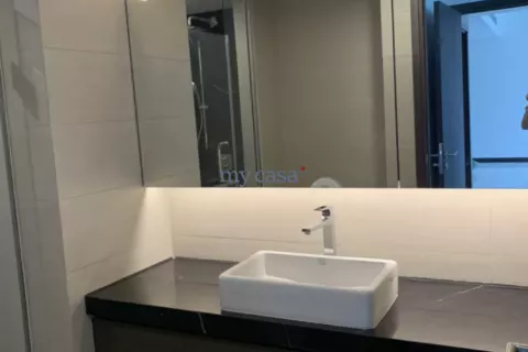 Квартира с 2 спальнями в Тхудык, Хошимин , № 12100