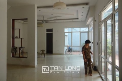 4 bedrooms House in Tay Ho, Ha Noi, No. 5134 5