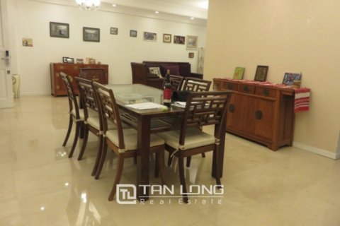 4 bedrooms Apartment in Tay Ho, Ha Noi, No. 5132 3
