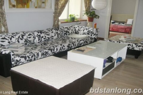 3 bedrooms Apartment in Hai Ba Trung, Ha Noi, No. 7166 2