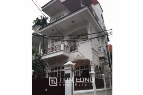 4 bedrooms House in Tay Ho, Ha Noi, No. 3832