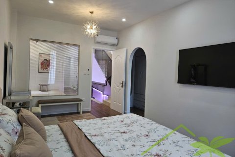 5 bedrooms House in Nha Trang,  No. 27810 4