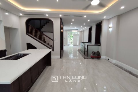 5 bedrooms Villa in Tay Ho, Ha Noi, No. 2386 11