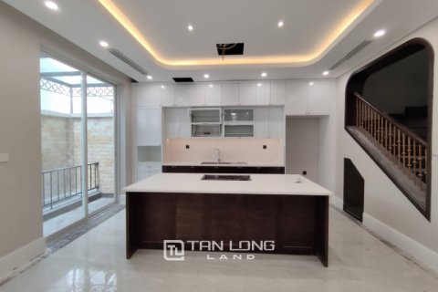 5 bedrooms Villa in Tay Ho, Ha Noi, No. 2386 9