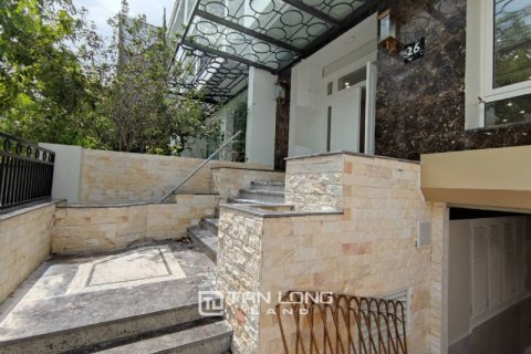 5 bedrooms Villa in Tay Ho, Ha Noi, No. 2386