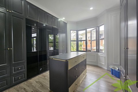 5 bedrooms Villa in Nha Trang, No. 27944 7