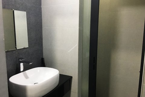 Квартира 30м2 в Биньтхань, Хошимин , № 14847 3
