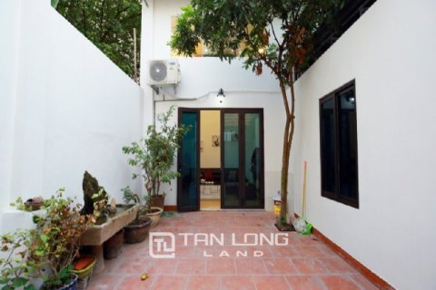 4 bedrooms House in Tay Ho, Ha Noi, No. 2753 2