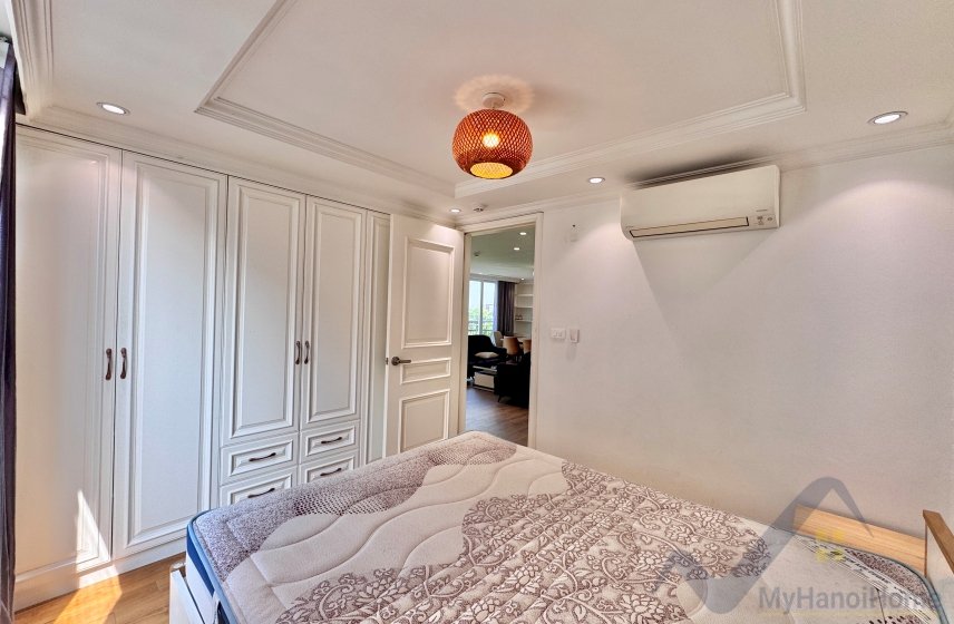 3 bedrooms Apartment in Long Bien, Ha Noi, Vietnam No. 28865