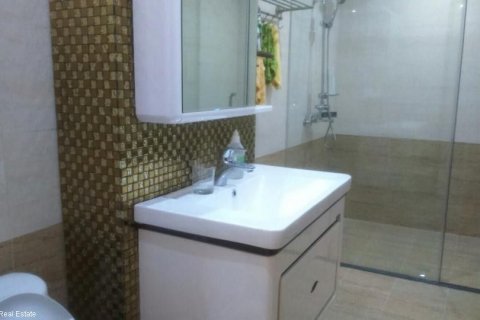 2 bedrooms Apartment in Hai Ba Trung, Ha Noi, No. 5751 5