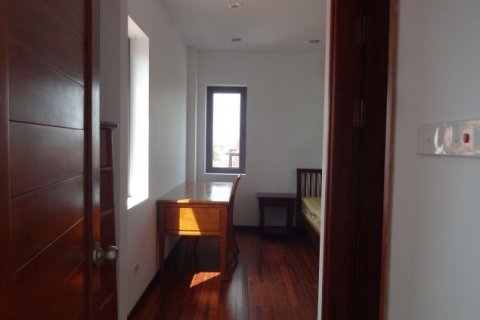 2 bedrooms Duplex in Tay Ho, Ha Noi, No. 9513 8
