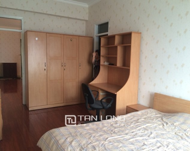 3 bedrooms Apartment in Cau Giay, Ha Noi, Vietnam No. 4571