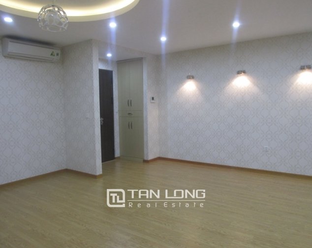 3 bedrooms Apartment in Cau Giay, Ha Noi, Vietnam No. 4767