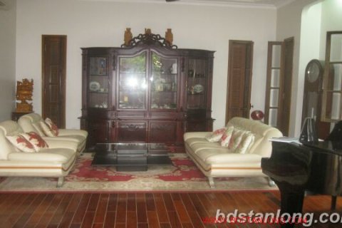 3 bedrooms Villa in Tay Ho, Ha Noi, No. 8784 8