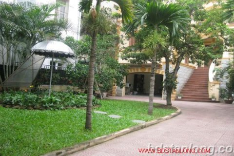 3 bedrooms Villa in Tay Ho, Ha Noi, No. 8784 2