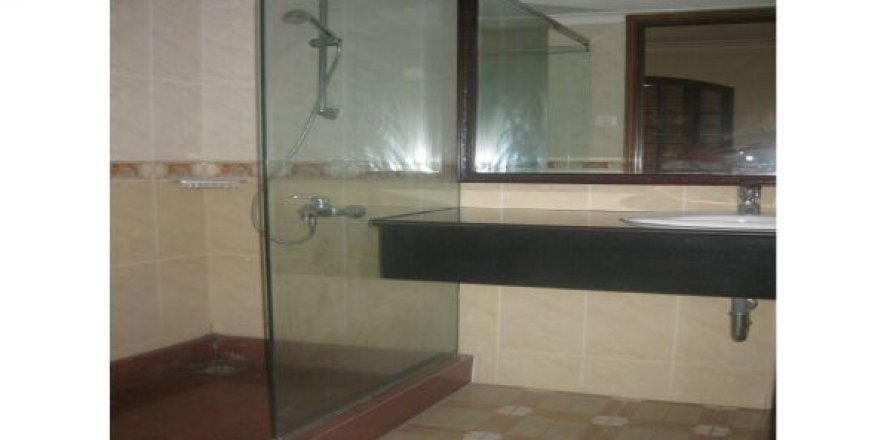 3 bedrooms Villa in Tay Ho, Ha Noi, No. 8784