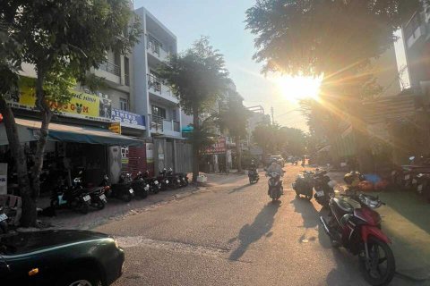 Studio Townhouse in District 7, Ho Chi Minh,  No. 24299