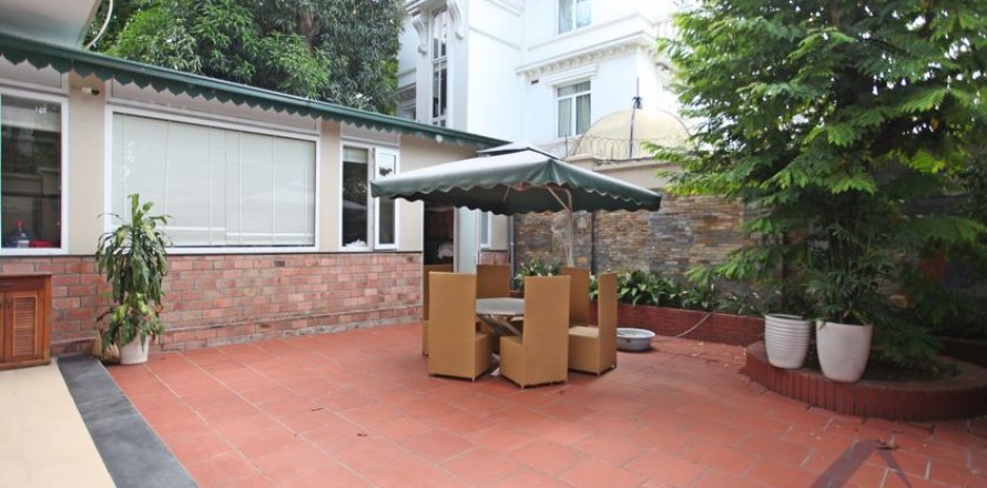 5 bedrooms Villa in Tay Ho, Ha Noi, No. 19078