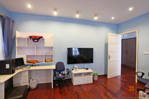 5 bedrooms Villa in Tay Ho, Ha Noi, No. 19078 16