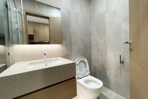 Studio Apartment in Tay Ho, Ha Noi, No. 2003 16