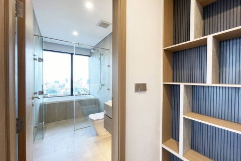 3 bedrooms Apartment in Dong Da, Ha Noi, No. 2001 9