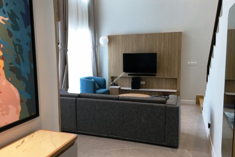 Квартира 127м2 в Район 1, Хошимин , № 14889 4