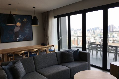 180m2 Apartment in District 1, Ho Chi Minh, No. 14892 2