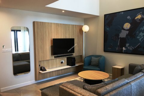 143m2 Apartment in District 1, Ho Chi Minh, No. 14890 2