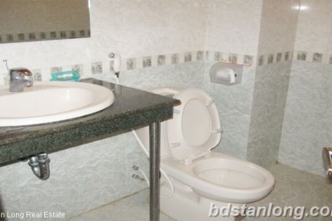 Дом с 5 спальнями в Бадинь, Ханой ,  № 8460 8