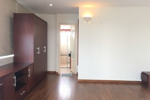 2 bedrooms Apartment in Tay Ho, Ha Noi, No. 4180 9