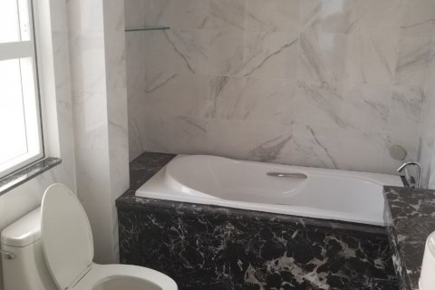 3 bedrooms Penthouse in Thu Duc, Ho Chi Minh,  No. 23141 20