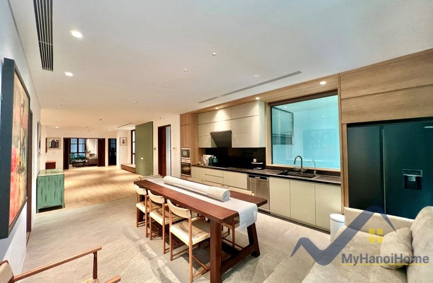 4 bedrooms Apartment in Tay Ho, Ha Noi, Vietnam No. 26517