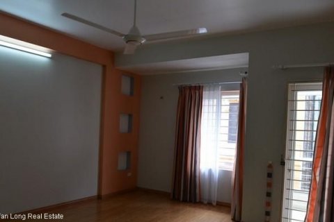 Дом с 5 спальнями в Бадинь, Ханой , № 6726 11