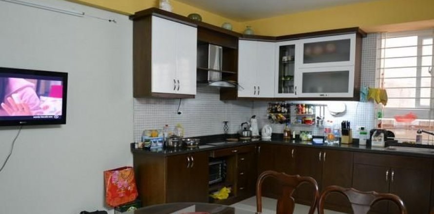 Дом с 5 спальнями в Бадинь, Ханой , № 6726