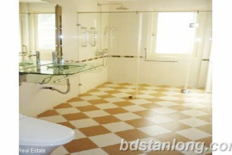 5 bedrooms Villa in Tay Ho, Ha Noi,  No. 6725