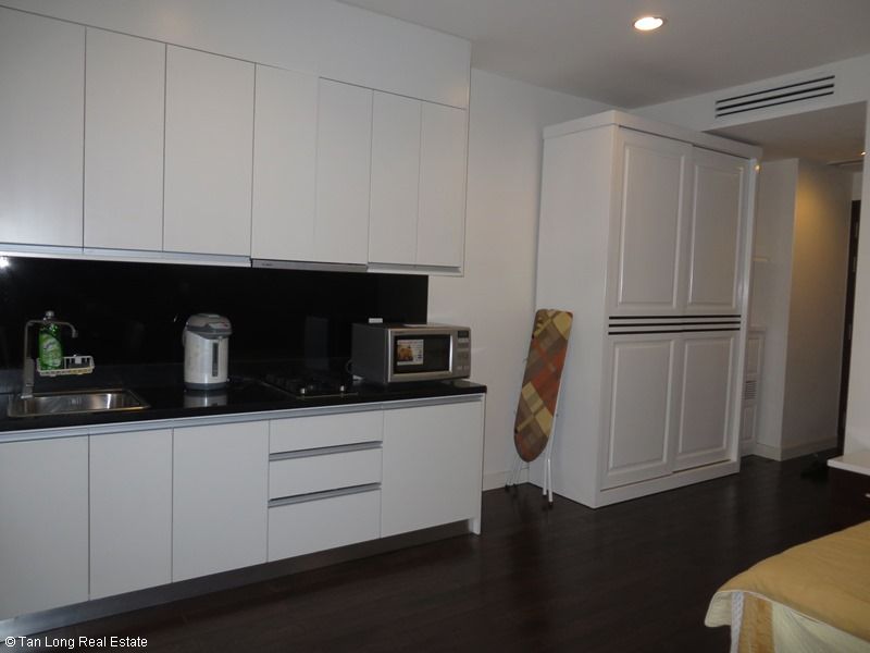 Studio Apartment in Ba Dinh, Ha Noi, Vietnam No. 6308