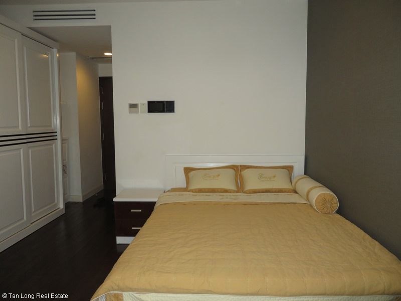 Studio Apartment in Ba Dinh, Ha Noi, Vietnam No. 6308