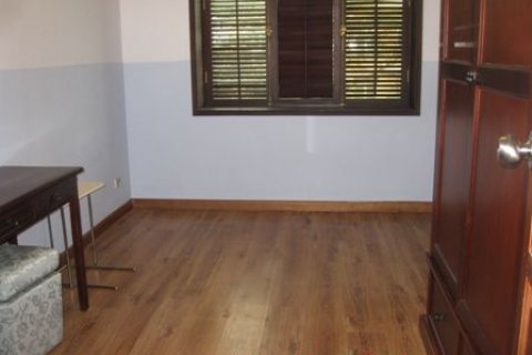Квартира с 4 спальнями в Тэйхо, Ханой , № 7682 5
