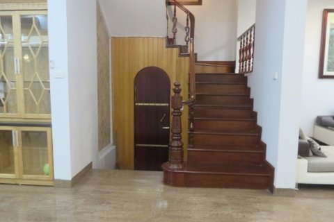 4 bedrooms Apartment in Tay Ho, Ha Noi, No. 5498 2