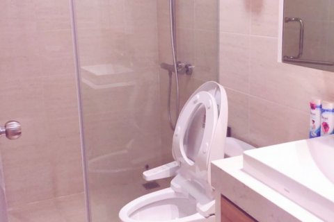 Квартира с 3 спальнями в Тхудык, Хошимин ,  № 22262 9