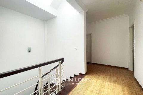 Дом с 5 спальнями в Тэйхо, Ханой , № 2246 26