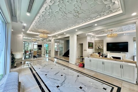6 bedrooms Villa in Long Bien, Ha Noi, No. 19019